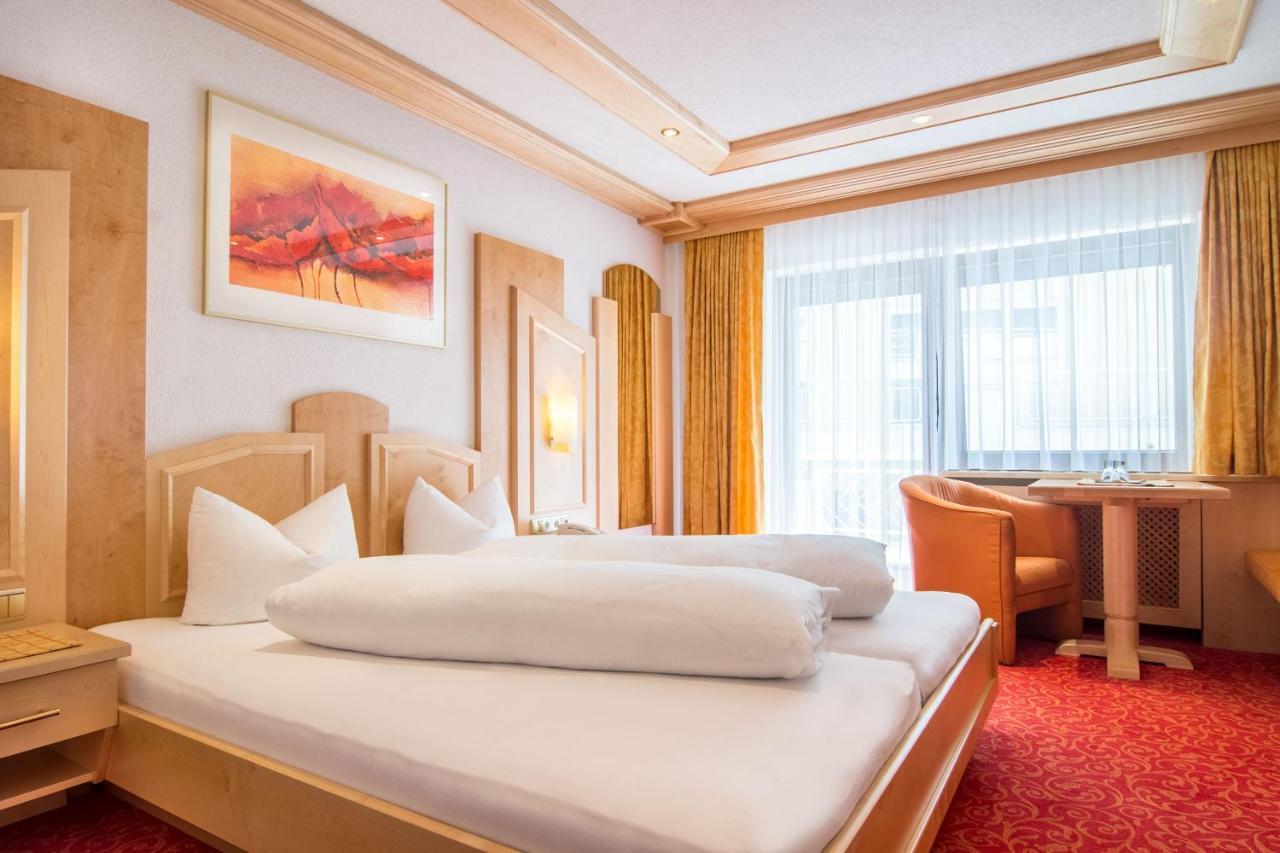 Alphotel Garni Salner Ischgl Exterior foto